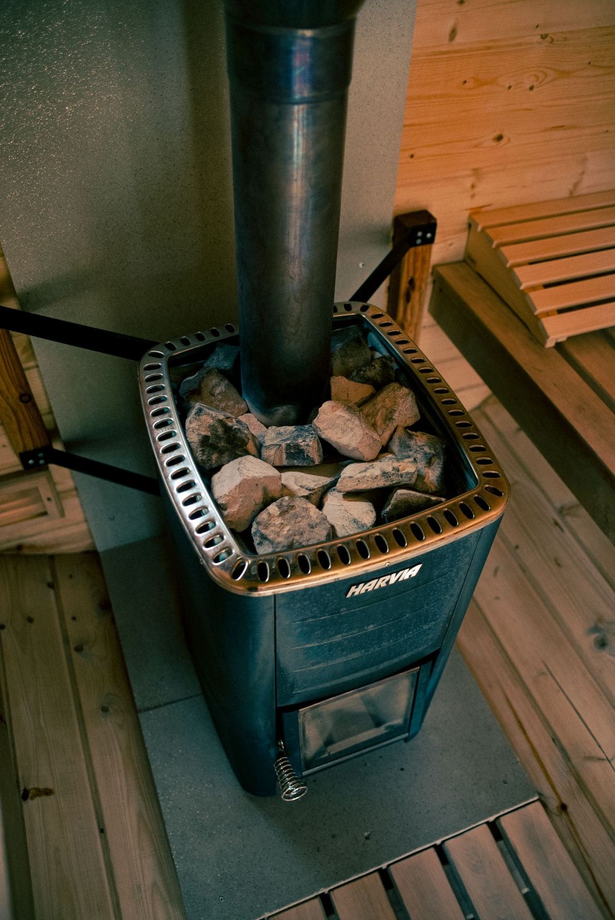 Harvia Saunaofen mit Steinen Nahaufnahme